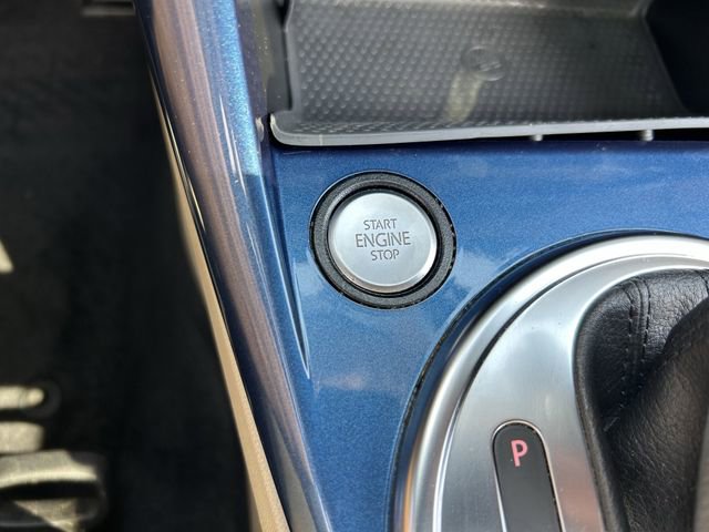 Used 2019 Volkswagen Beetle 2.0T SE FWD image 17