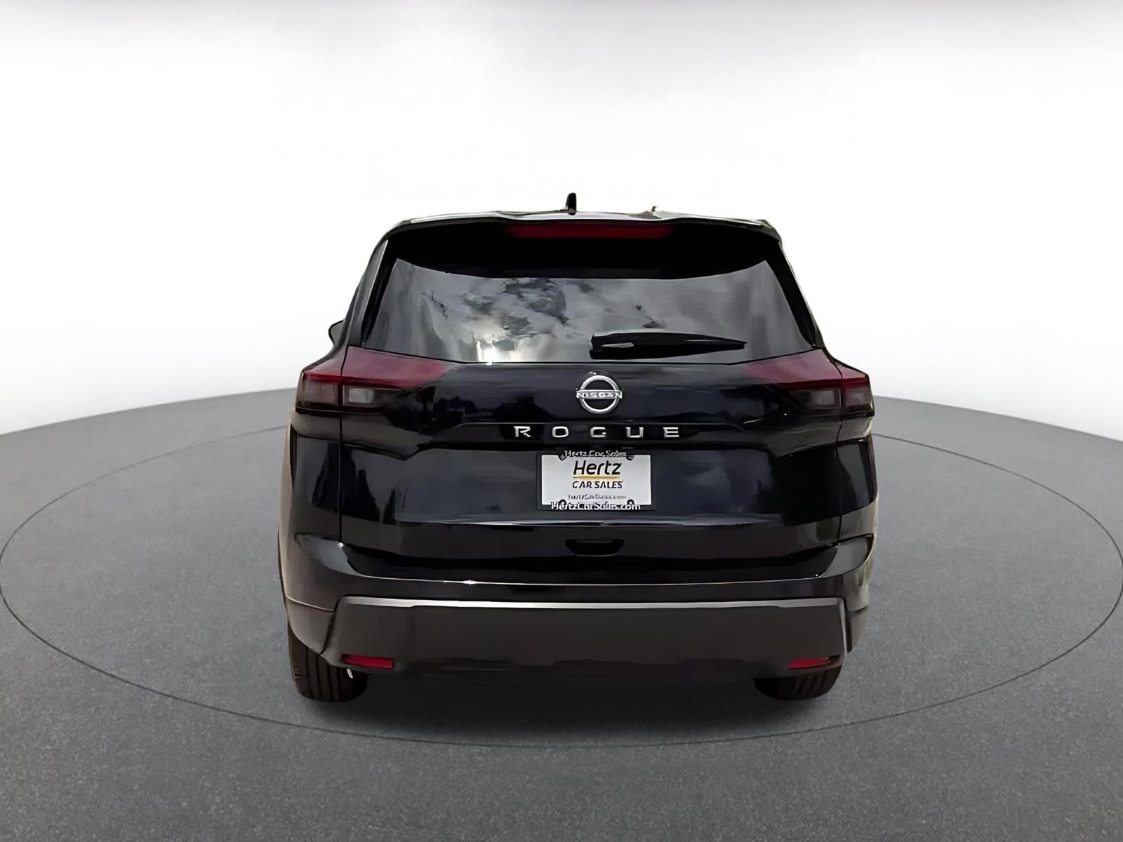Used 2025 Nissan Rogue SV FWD image 14