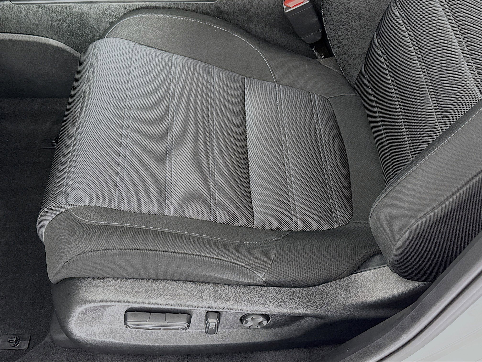 Certified 2022 Honda CR-V EX image 18