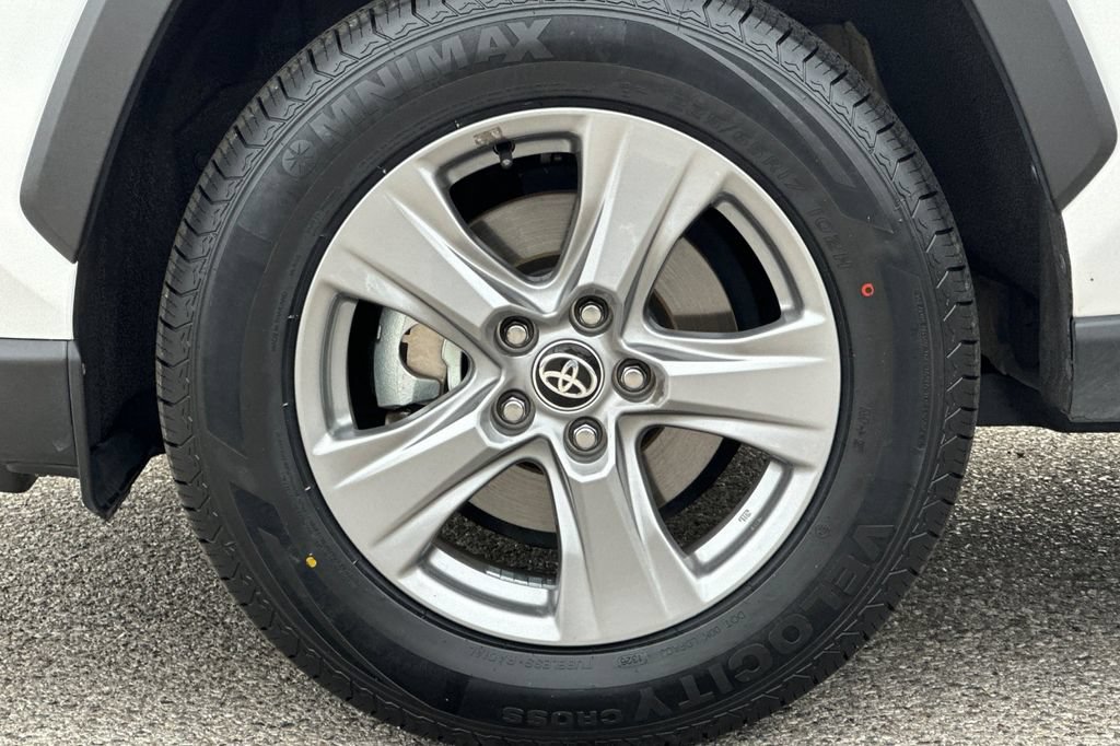Certified 2024 Toyota RAV4 LE AWD/4WD image 24