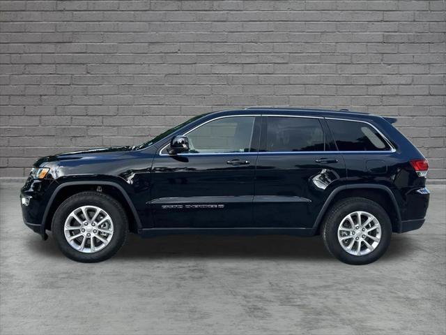 Certified 2022 Jeep Grand Cherokee Laredo E RWD image 9