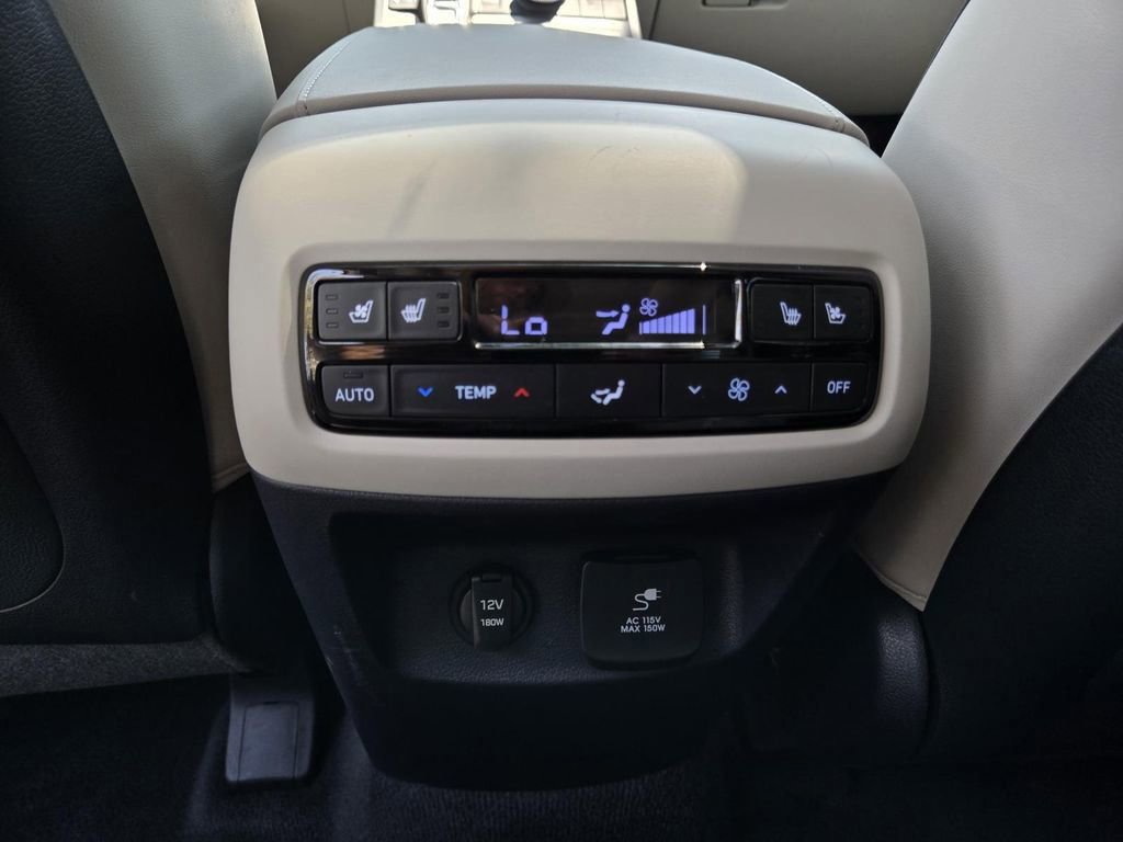 Certified 2025 Hyundai Palisade Calligraphy image 18