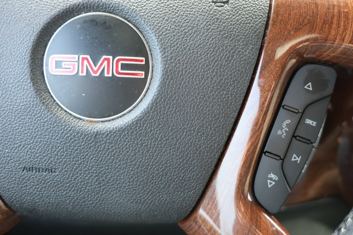 Used 2016 GMC Savana 2500 RWD image 27