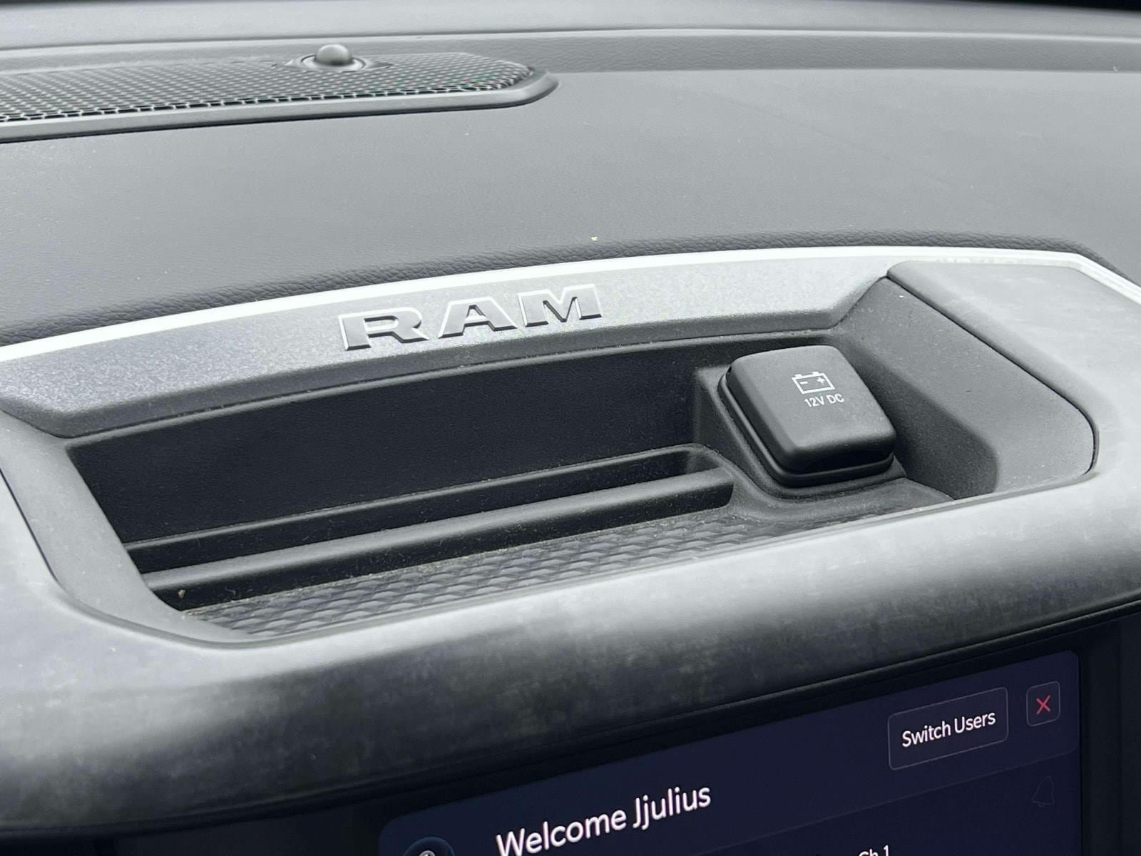Used 2022 RAM 1500 Big Horn AWD/4WD image 15