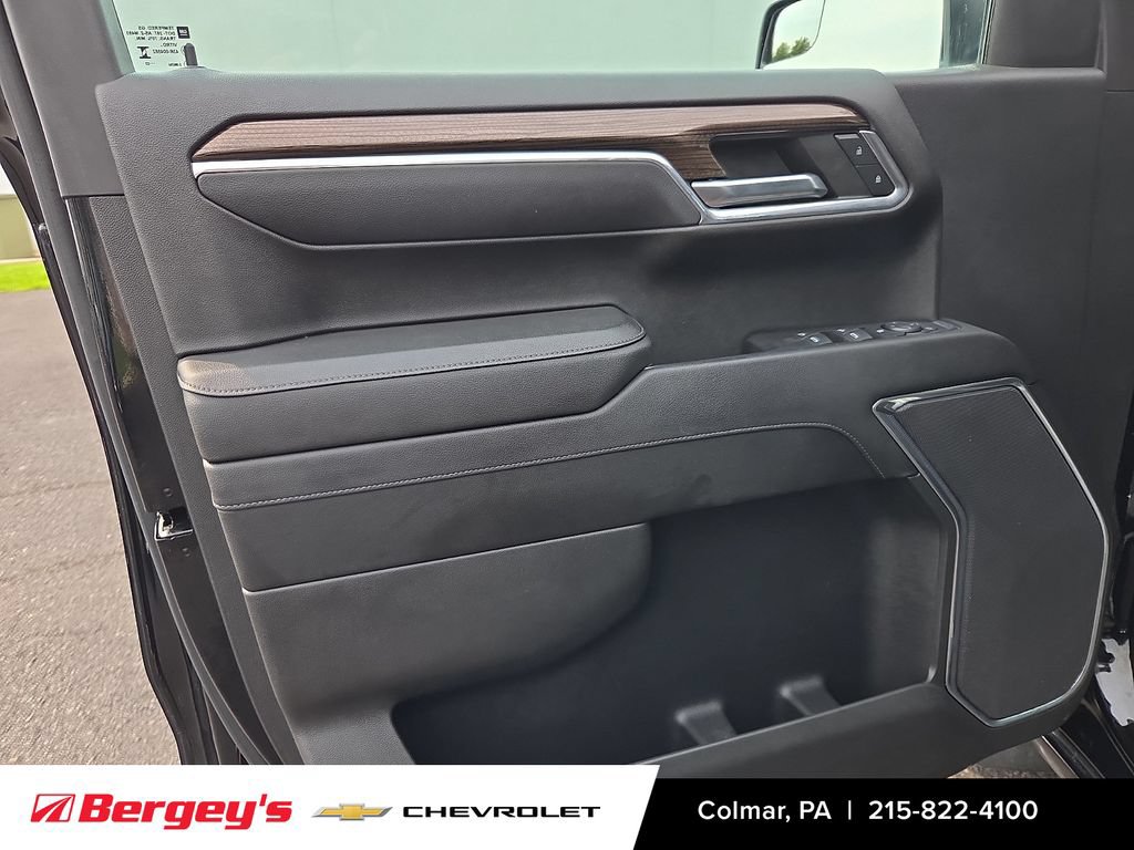 Certified 2023 Chevrolet Silverado 1500 LT AWD/4WD image 15
