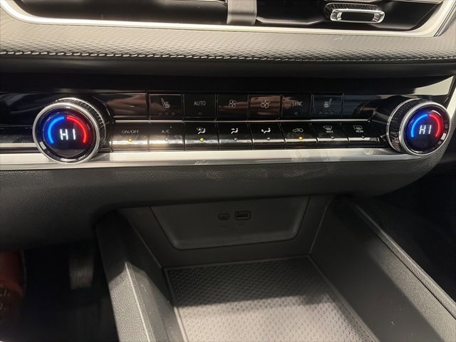 New 2026 Chevrolet Equinox LT w/ Convenience Package II image 19