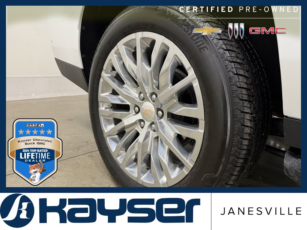 Certified 2025 Chevrolet Suburban LT w/ Comfort Package image 22