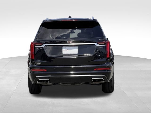 Used 2020 Cadillac XT6 Premium Luxury AWD/4WD image 4