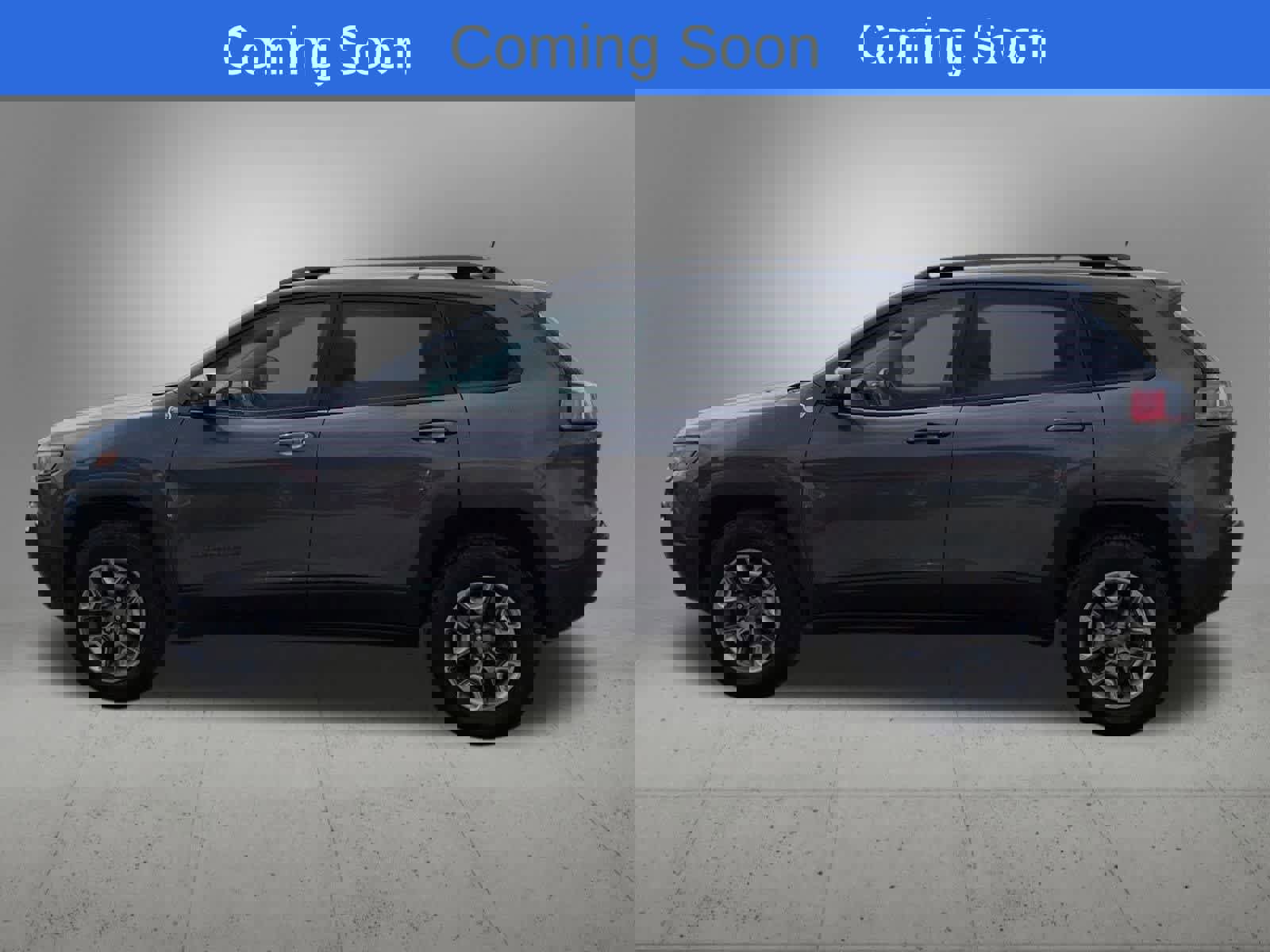 Used 2019 Jeep Cherokee Trailhawk w/ Cold Weather Group AWD/4WD image 3