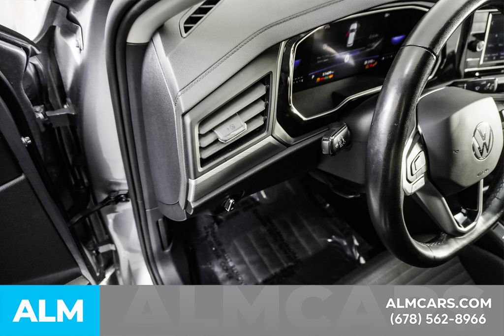Used 2024 Volkswagen Jetta S image 30