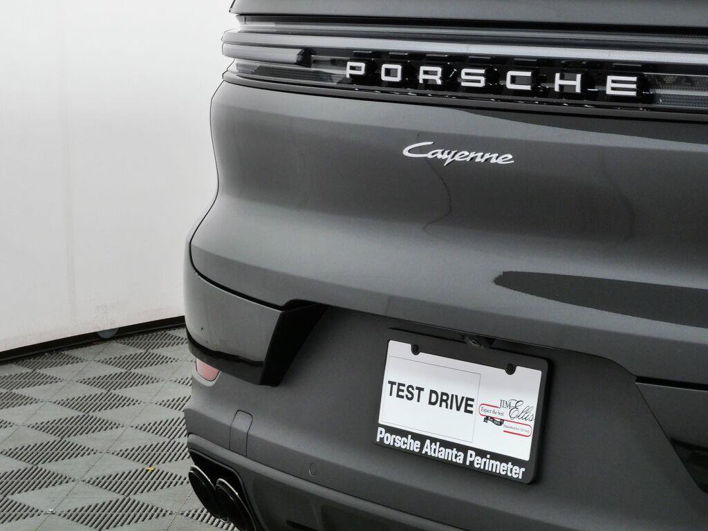 New 2026 Porsche Cayenne Coupe AWD/4WD image 37