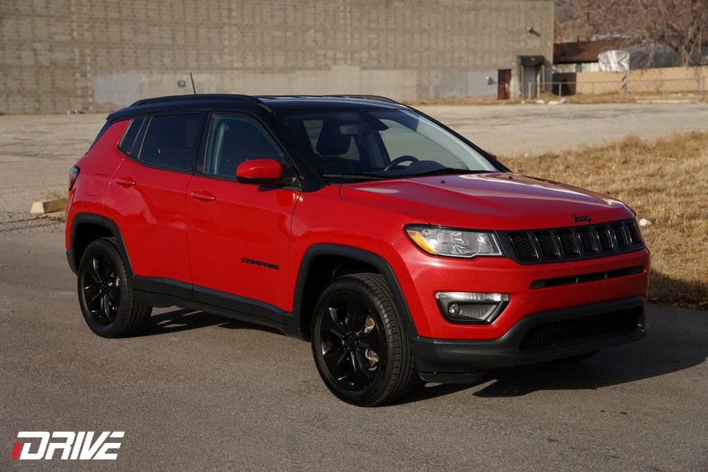 Used 2020 Jeep Compass Latitude image 2
