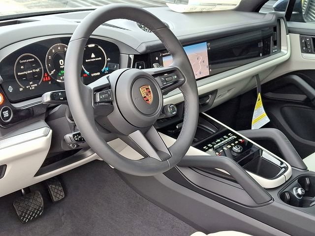 New 2026 Porsche Cayenne E-Hybrid image 4