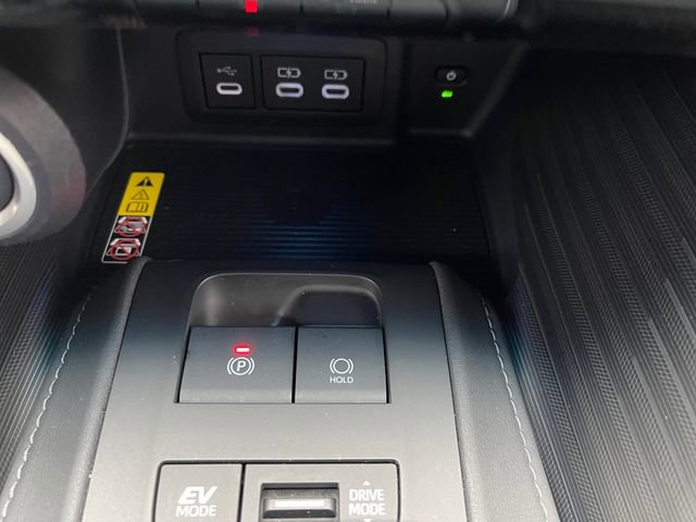Used 2024 Toyota Venza Nightshade image 20