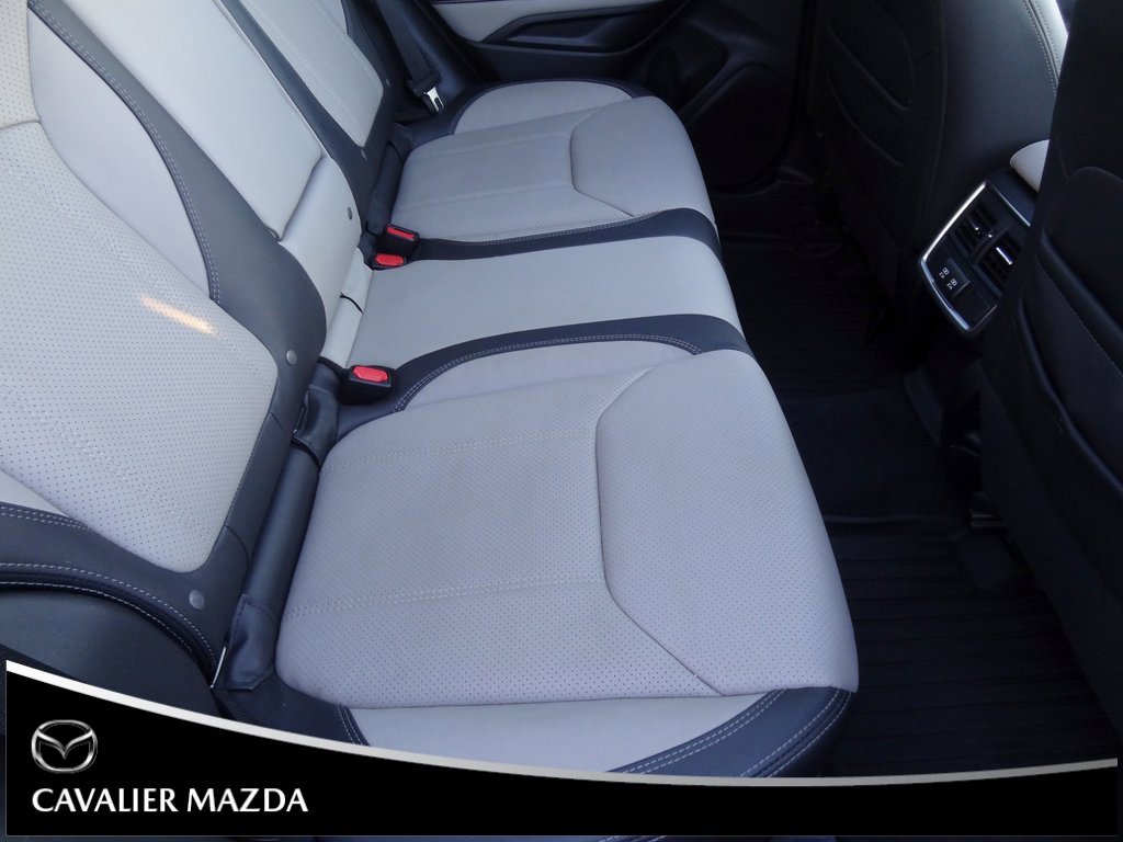 Used 2023 Subaru Forester Limited w/ Popular Package #2 image 17