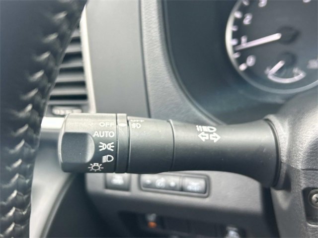 Used 2024 Nissan Frontier SL w/ Technology Package image 35