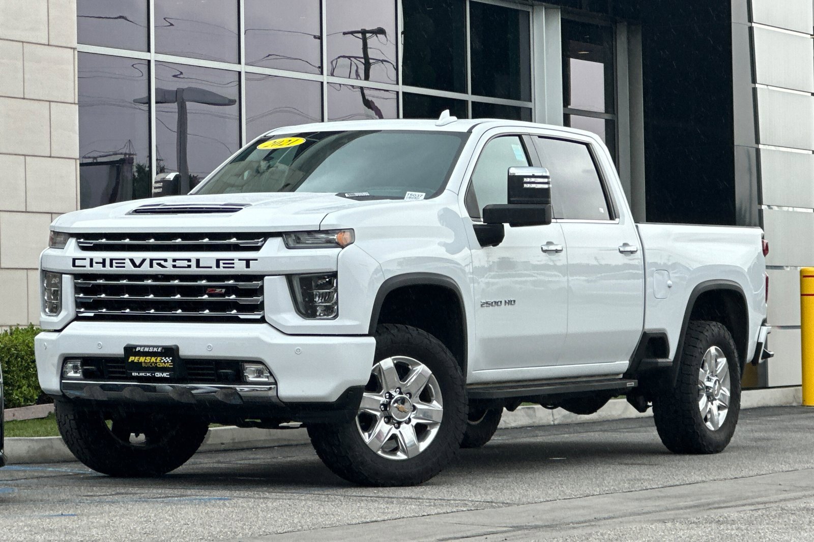 Used 2021 Chevrolet Silverado 2500 LTZ w/ Z71 Chrome Sport Edition image 8