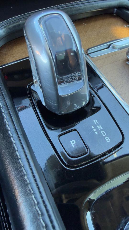 Used 2018 Volvo XC90 T8 Inscription w/ Luxury Package image 25