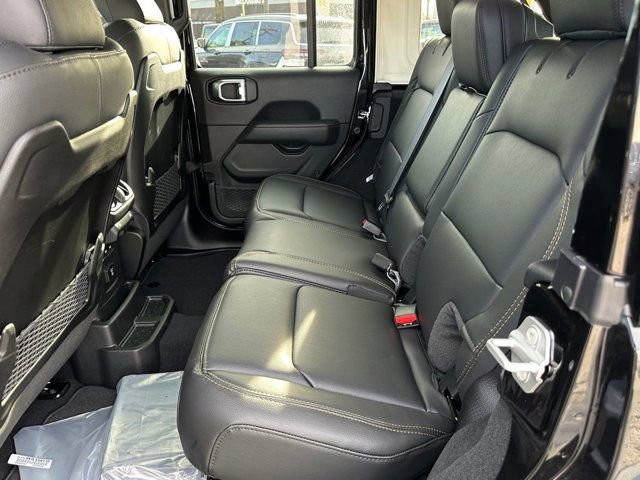 New 2025 Jeep Wrangler Sahara w/ Technology Group image 32