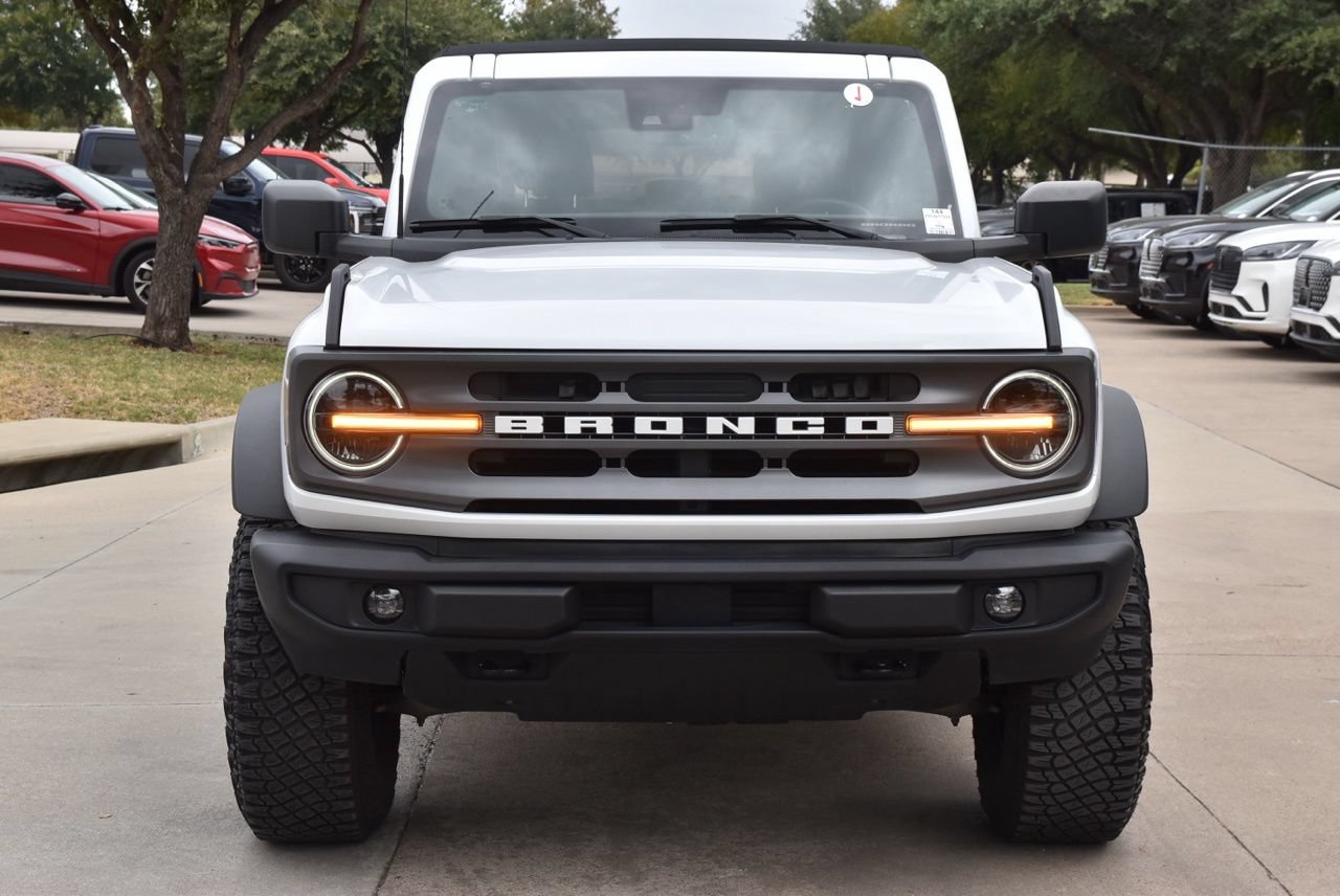 Certified 2023 Ford Bronco Big Bend w/ Sasquatch Package AWD/4WD image 3