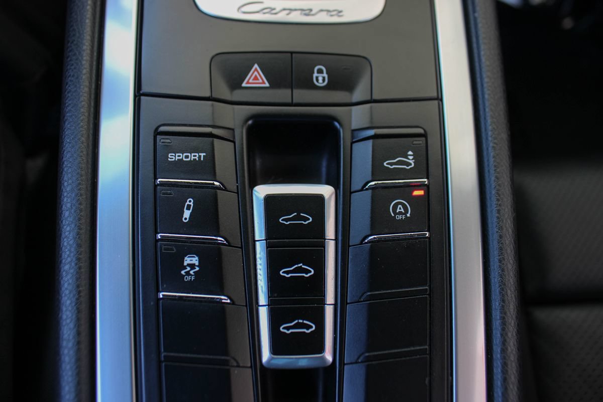 Used 2013 Porsche 911 Carrera 4S AWD/4WD image 31