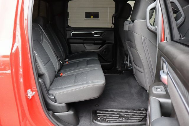 Used 2025 RAM 1500 Big Horn AWD/4WD image 33