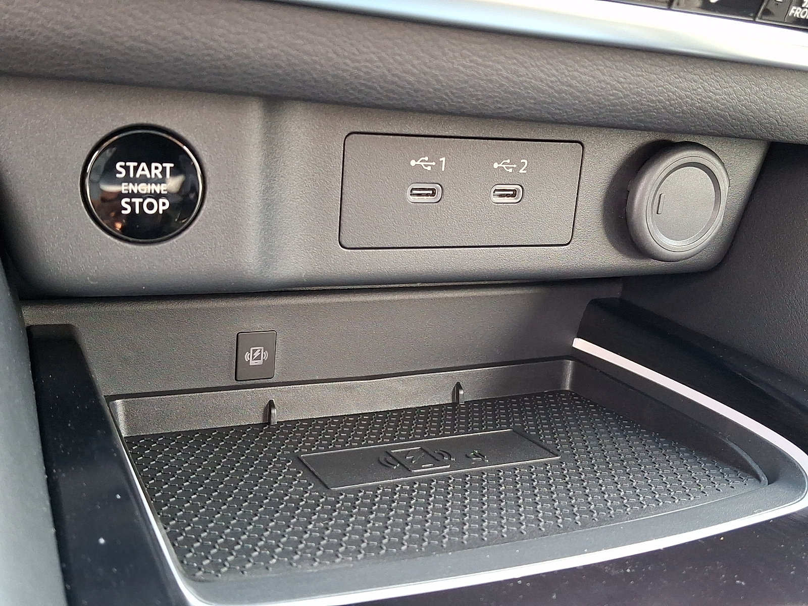 New 2026 Nissan Rogue Platinum AWD/4WD image 17