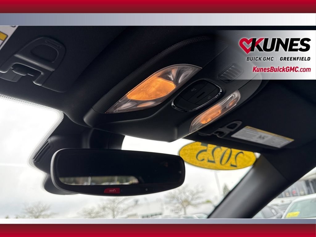Used 2025 Jeep Compass Trailhawk AWD/4WD image 31