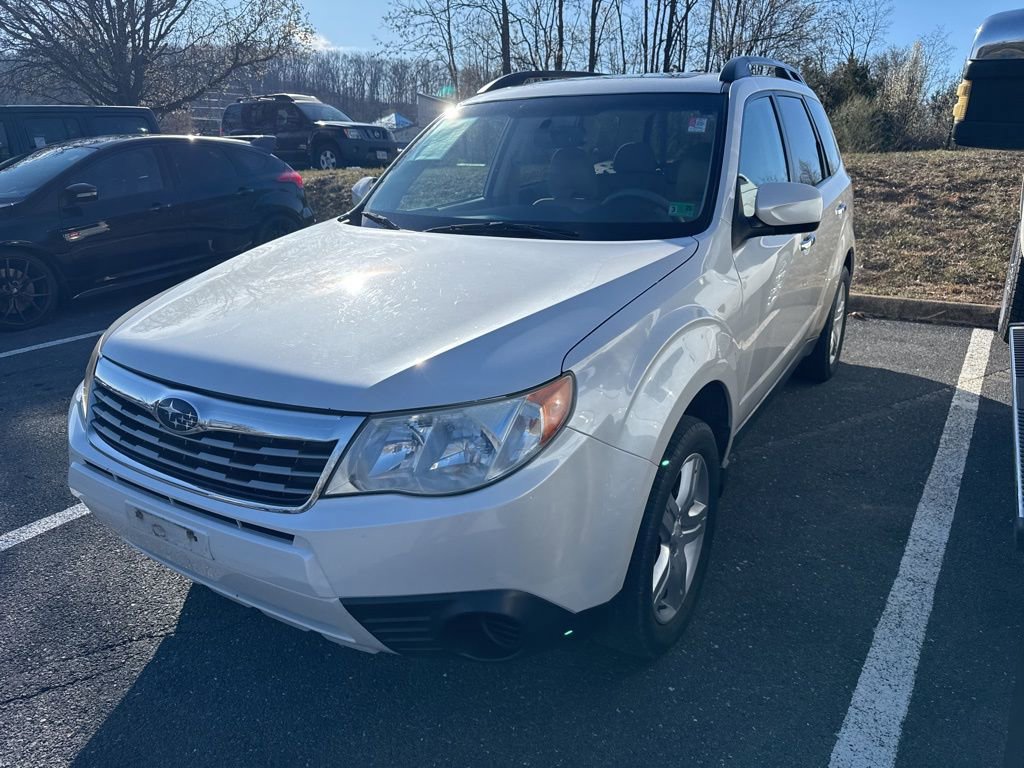 Used 2010 Subaru Forester 2.5X Premium image 2