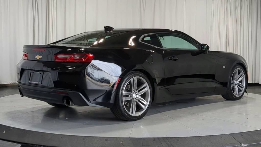 Used 2017 Chevrolet Camaro LT w/ RS Package RWD image 10