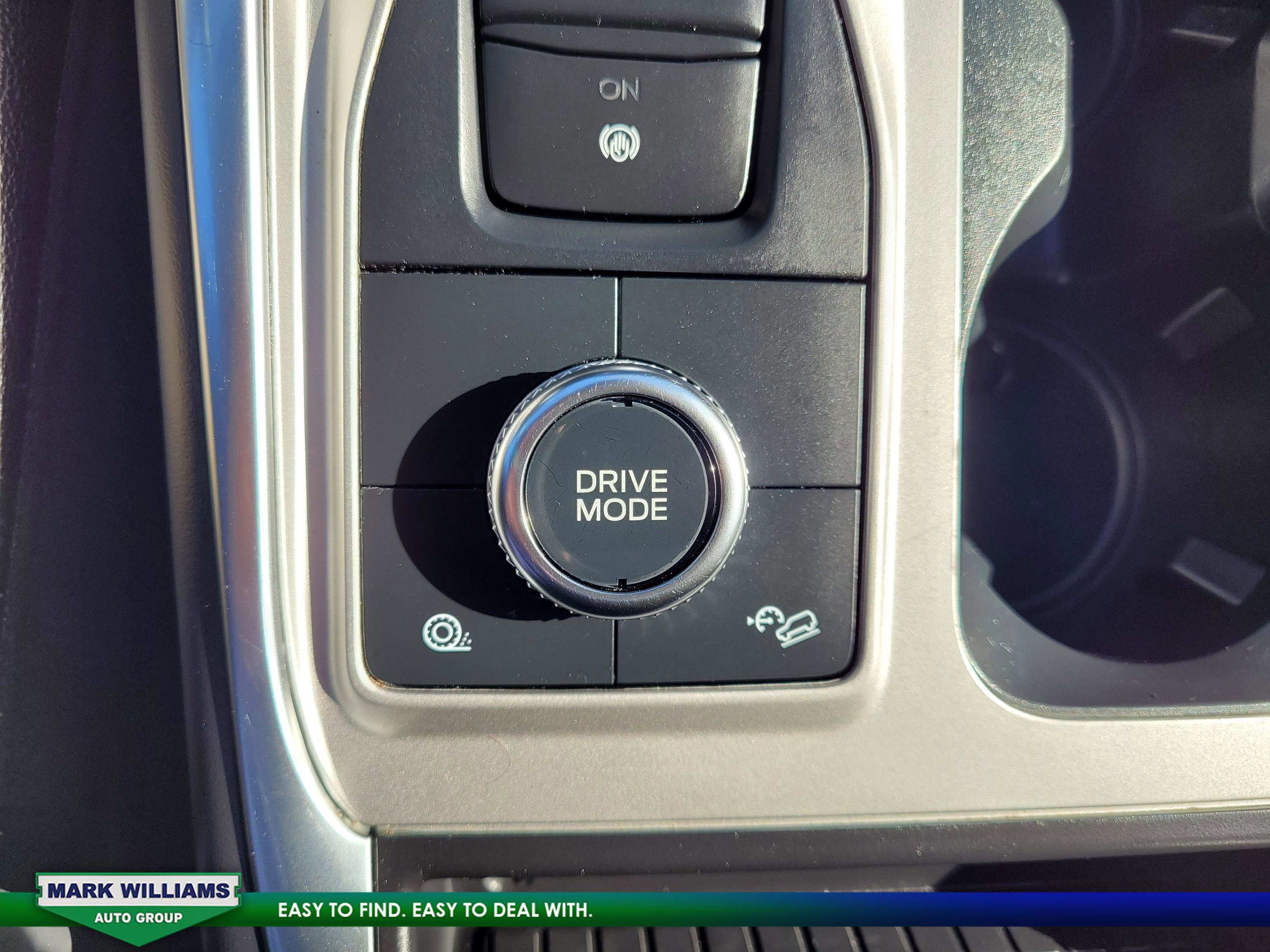 Certified 2022 Ford Explorer Limited w/ Equipment Group 301A image 25