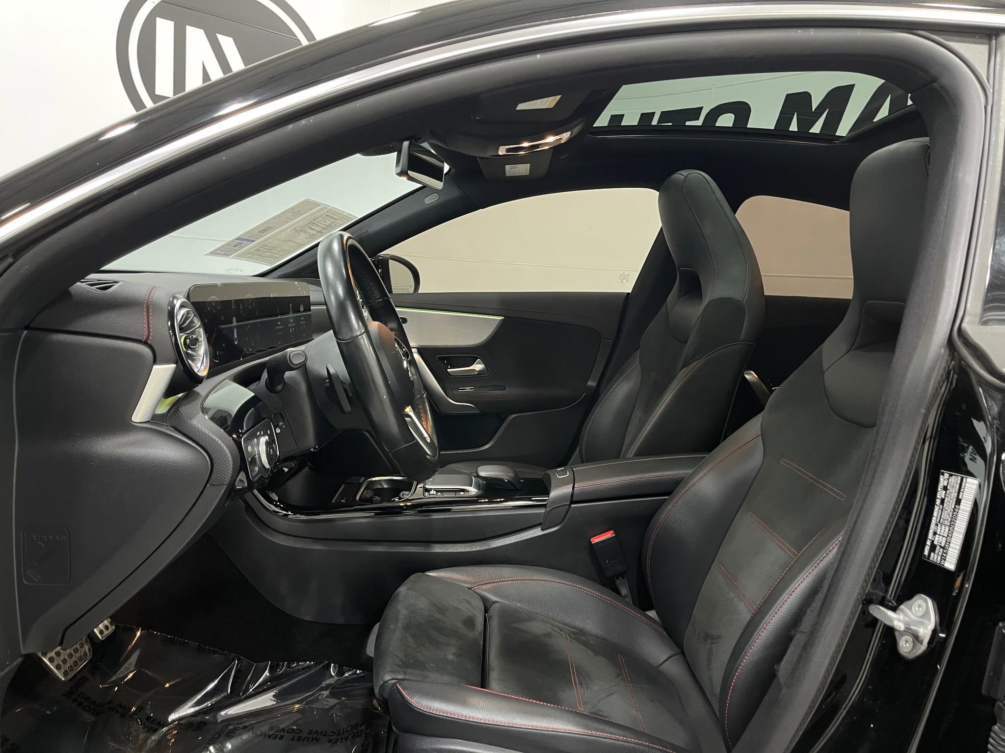 Used 2022 Mercedes-Benz CLA 250 4MATIC image 12