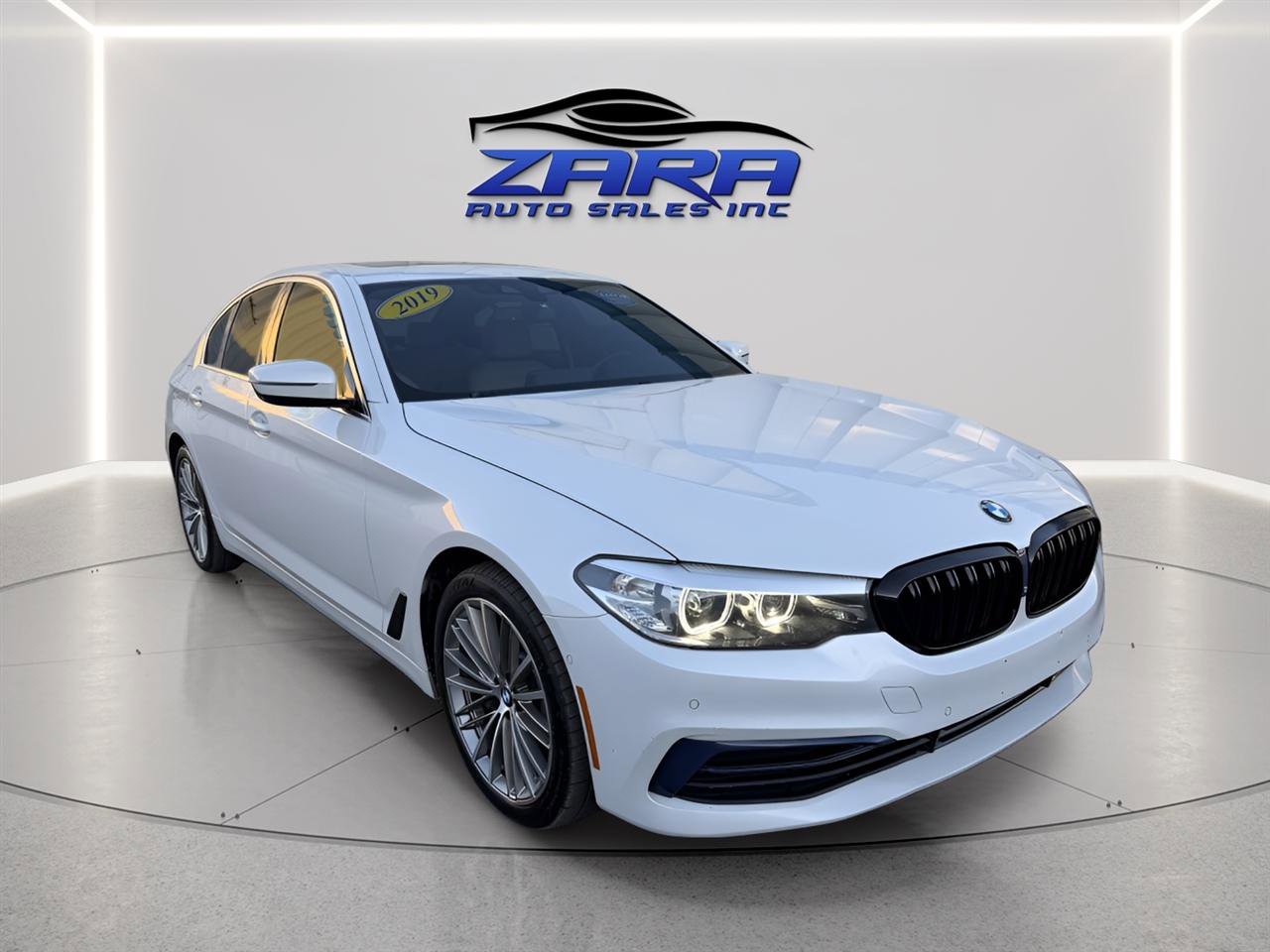 Used 2019 BMW 530i xDrive w/ Convenience Package AWD/4WD image 7