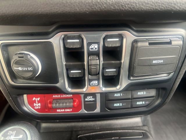 Used 2024 Jeep Wrangler Unlimited Sport AWD/4WD image 30