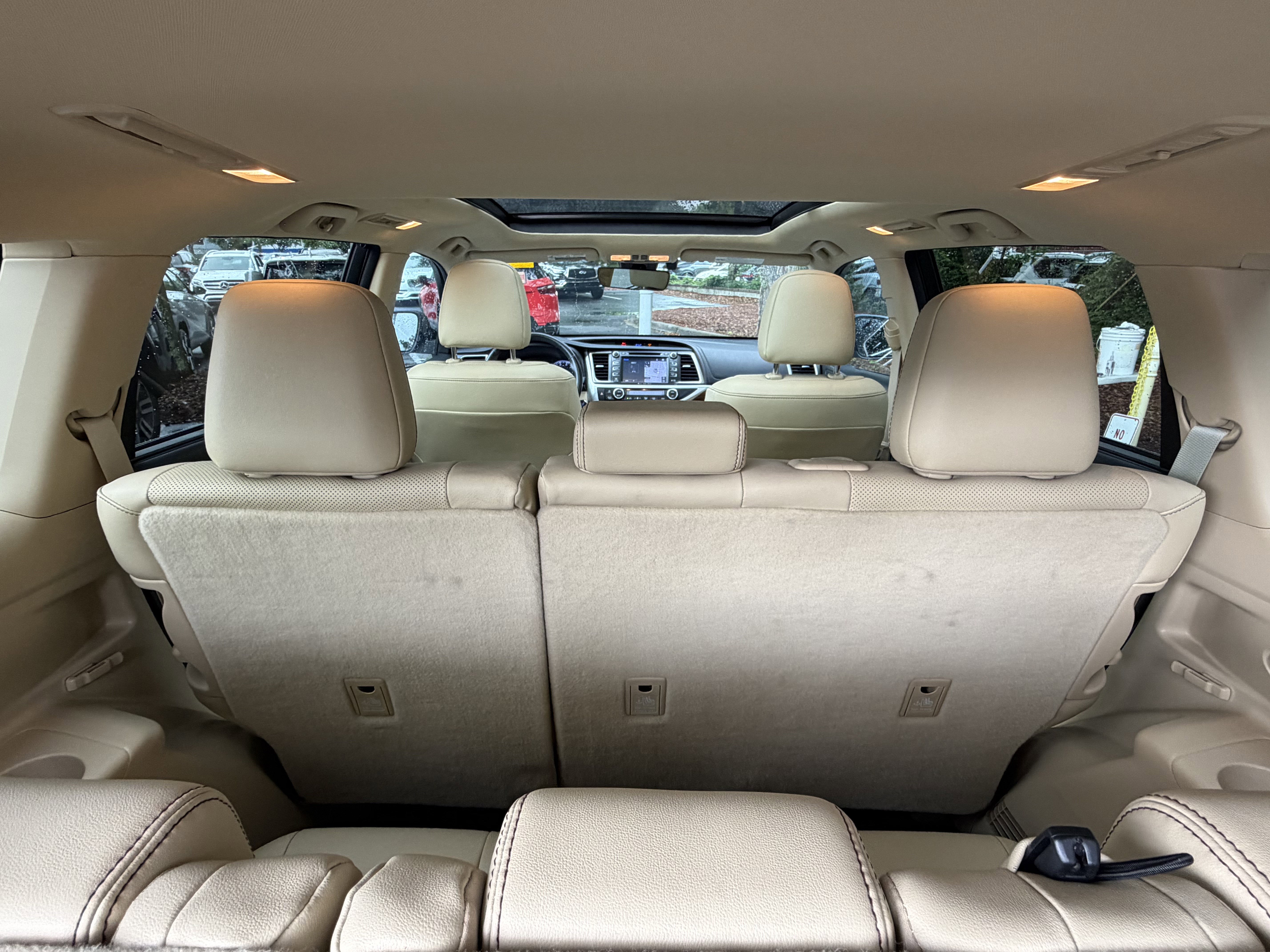 Used 2017 Toyota Highlander Limited Platinum FWD image 51