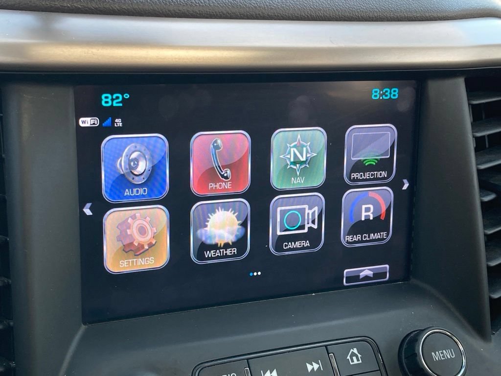 Used 2018 GMC Acadia Denali w/ Technology Package FWD image 21
