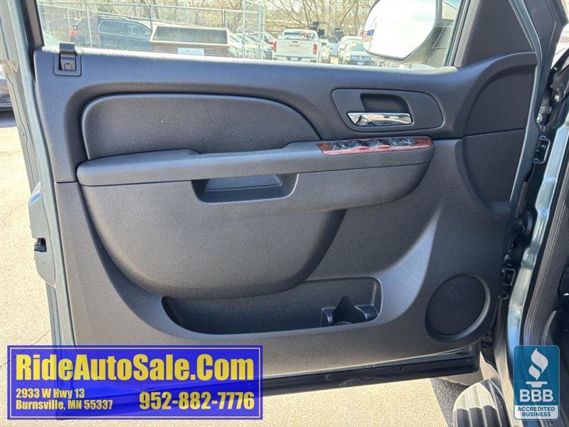 Used 2011 Chevrolet Avalanche LS w/ Regional Value Package image 9