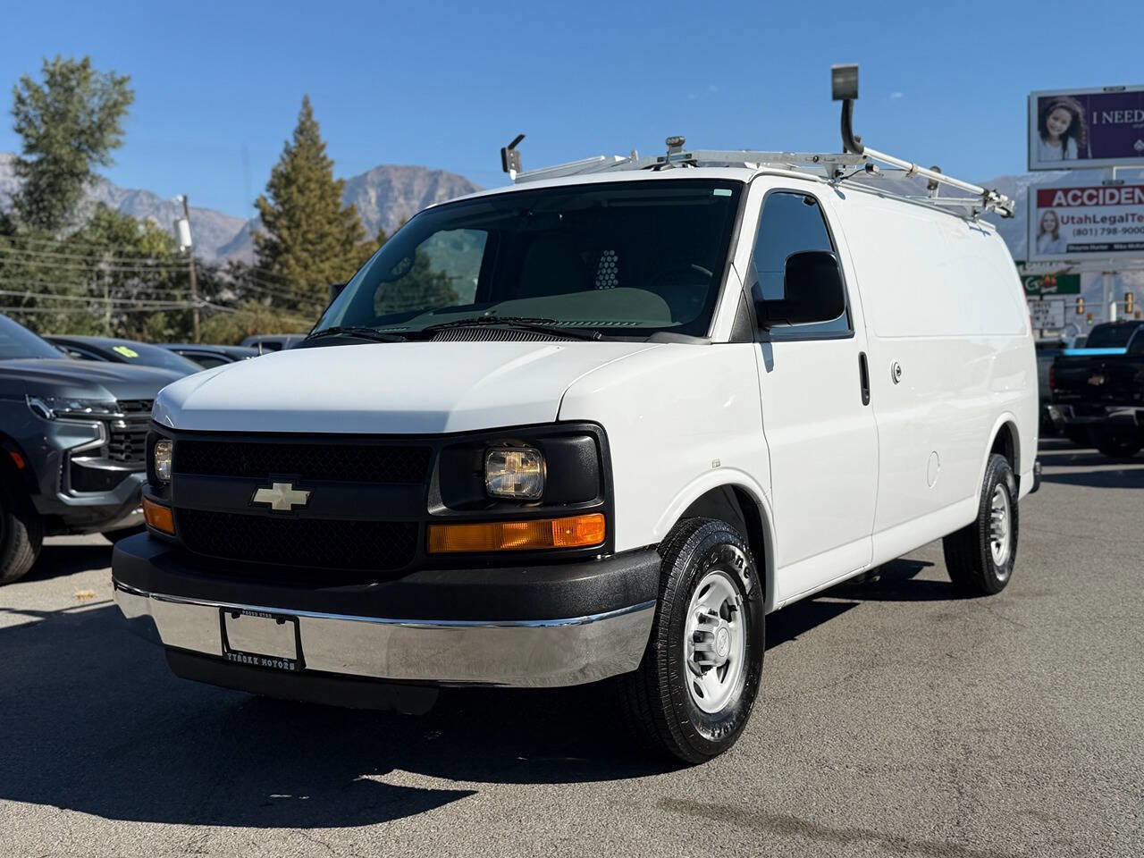 Used 2014 Chevrolet Express 2500 image 51