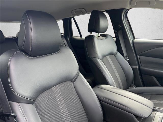 Used 2024 MAZDA CX-50 AWD 2.5 S w/ Weather Package image 24