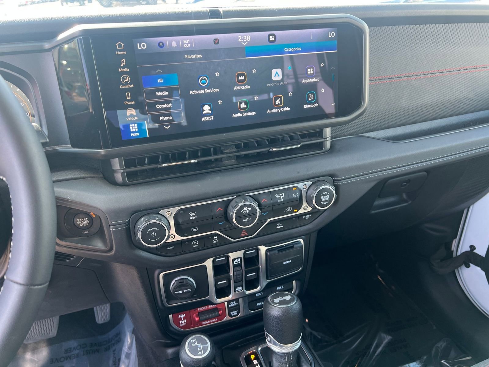 Used 2025 Jeep Wrangler Unlimited Rubicon image 21