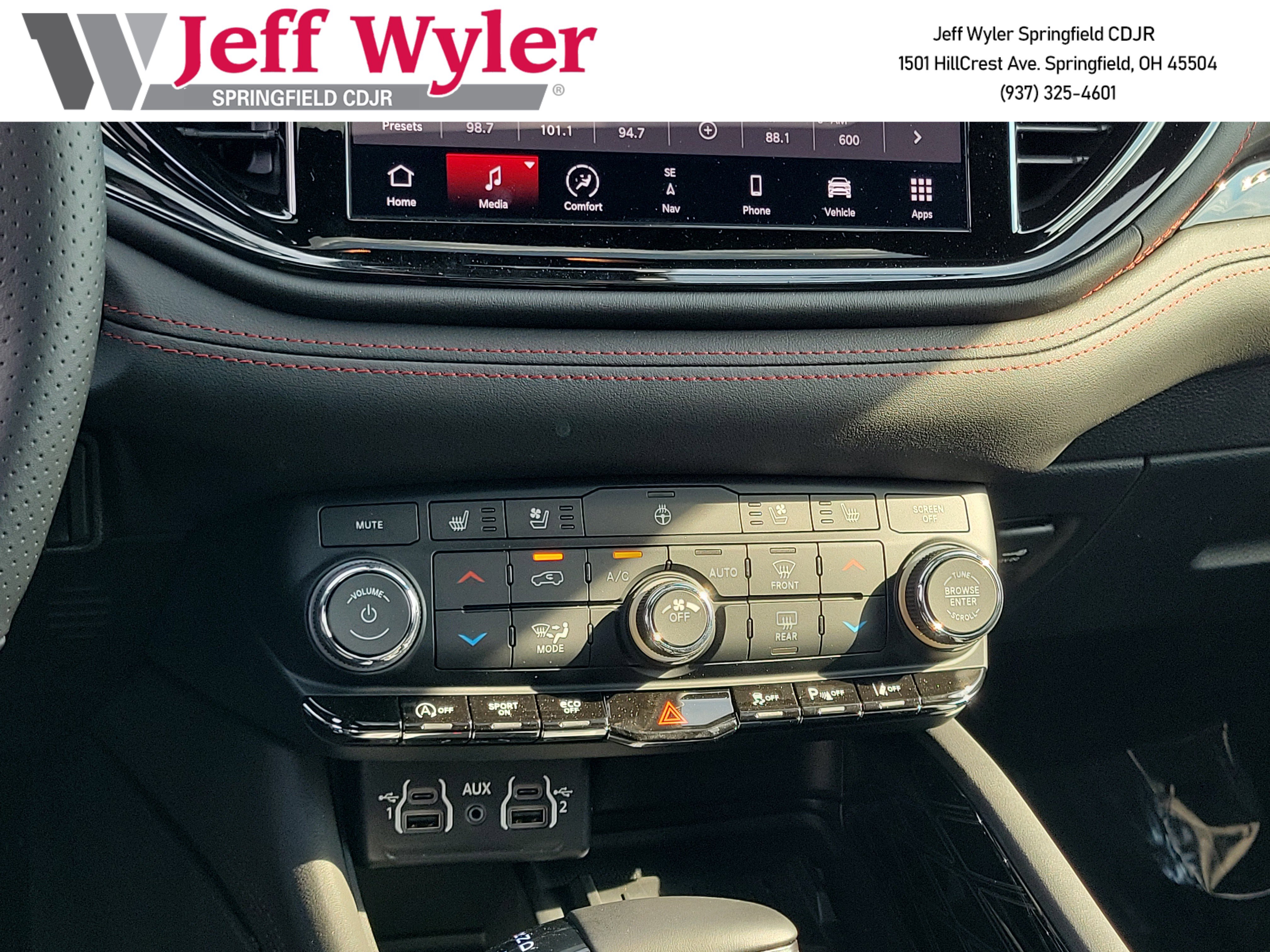 New 2026 Dodge Durango GT image 12