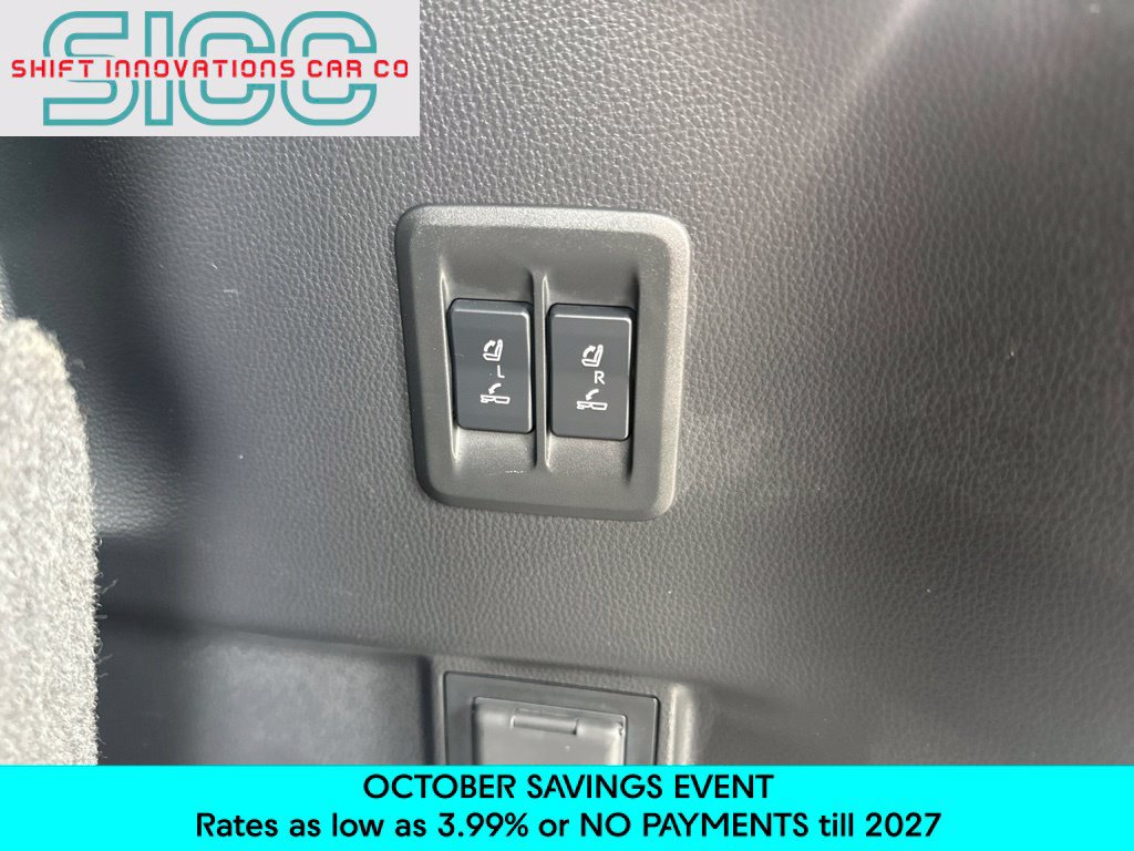 Used 2024 Lexus GX 550 w/ Accessory Package (31) AWD/4WD image 38