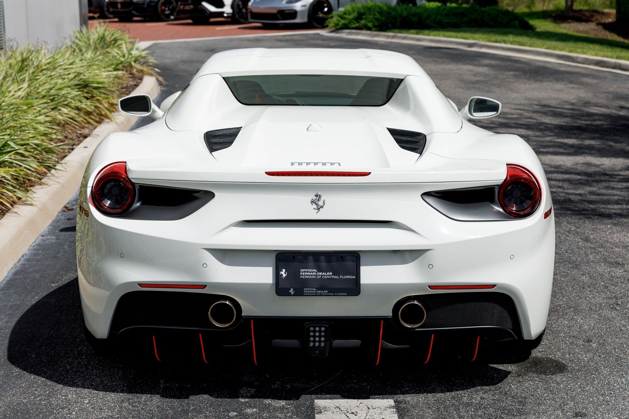 Used 2019 Ferrari 488 Spider RWD image 4