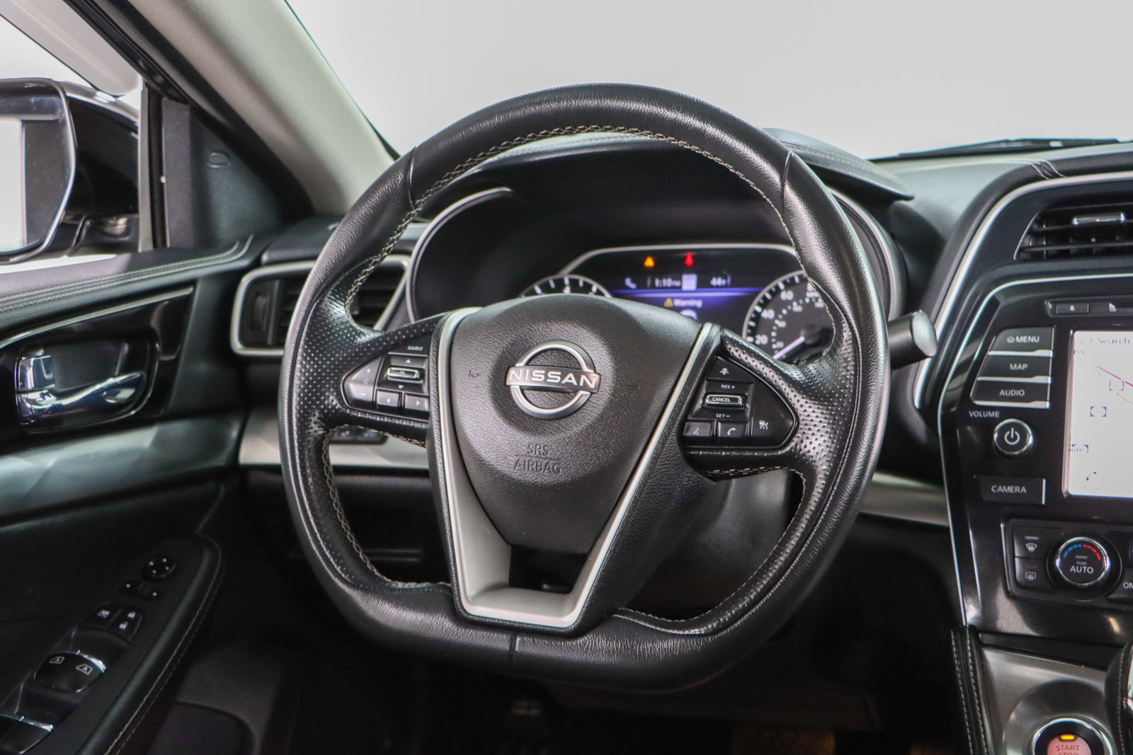 Used 2023 Nissan Maxima SV w/ Floor Mat Group image 12