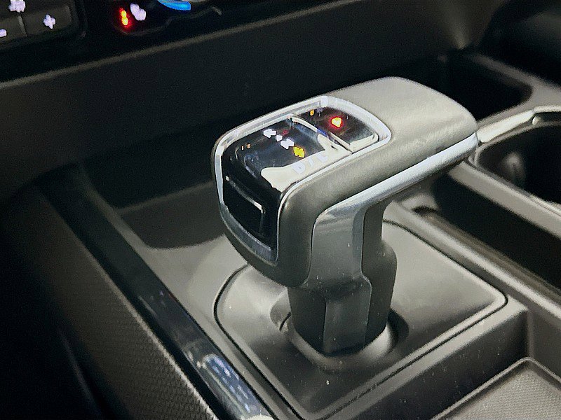 Used 2023 Chevrolet Silverado 1500 ZR2 w/ Technology Package AWD/4WD image 18