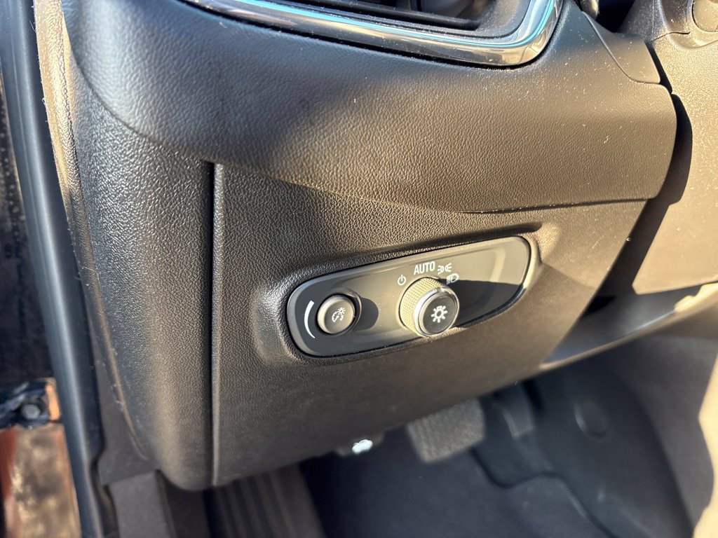 Used 2020 Chevrolet Equinox LT AWD/4WD image 17