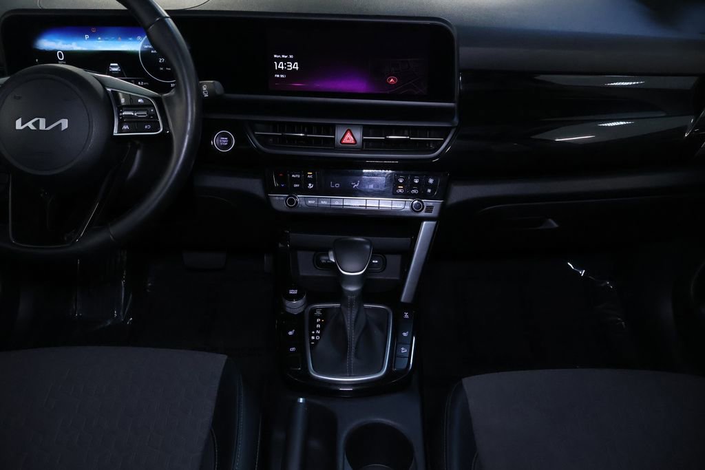 Used 2024 Kia Seltos S AWD/4WD image 16
