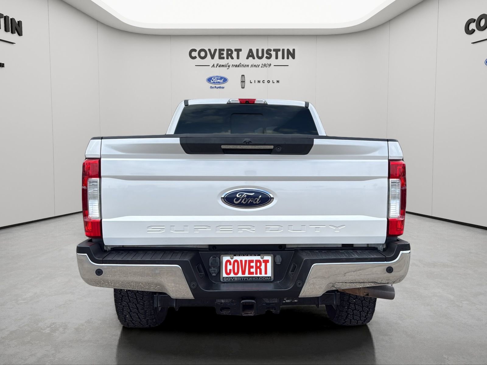 Used 2018 Ford F250 Lariat w/ Lariat Ultimate Package image 4