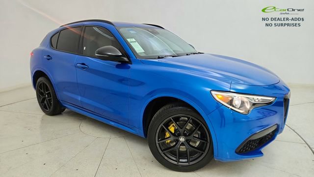 Used 2020 Alfa Romeo Stelvio Ti w/ Nero Edizione image 91