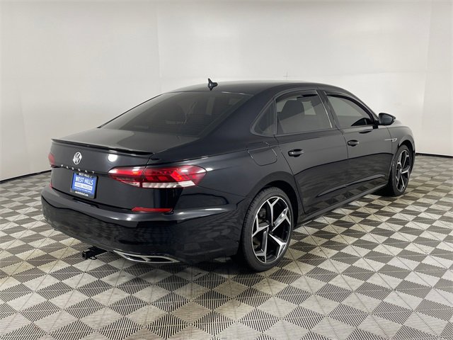 Used 2020 Volkswagen Passat 2.0T R-Line image 24
